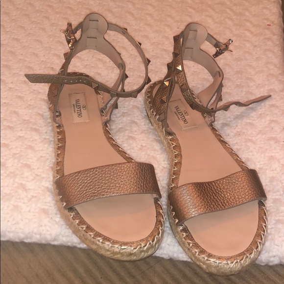 valentino garavani rockstud espadrille sandals